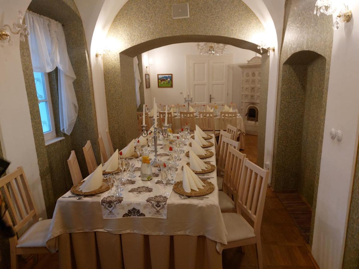 Hotel Majerovsky Kastiel Vranov nad Toplou Exterior foto